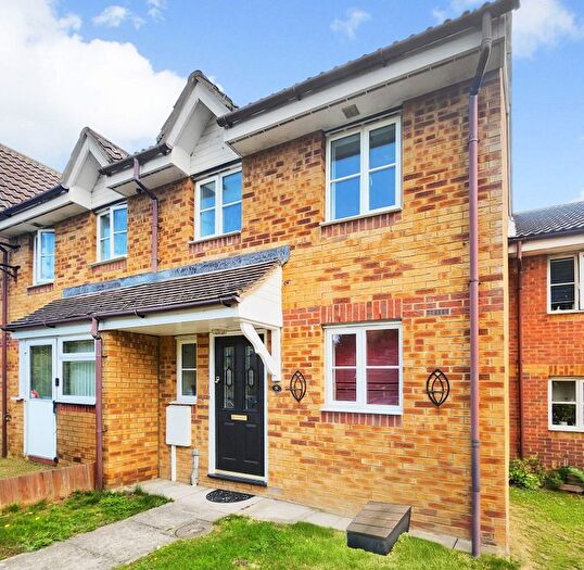 2 Bedroom Terraced House For Sale In Sycamore Grange, Ramsgate, CT11