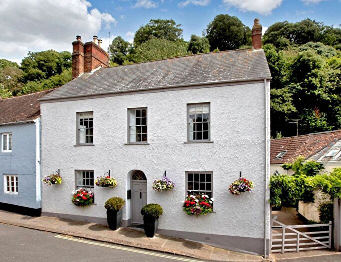 6 Bedroom Link Detached House For Sale In West Street, Dunster, Minehead, TA24