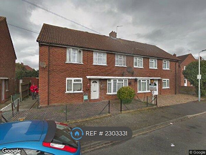 2 Bedroom Maisonette To Rent In Worcester Road, Uxbridge, UB8