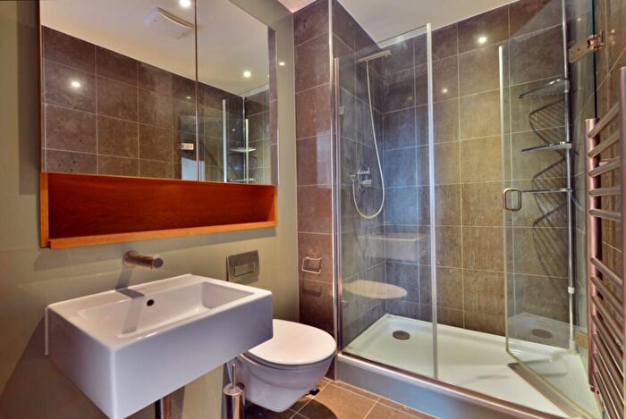 2 Bedroom Flat To Rent In Abbey Road, St Johns Wood, NW8