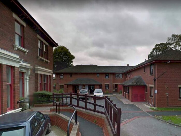 1 Bedroom Flat To Rent In Over 's, Victoria Court, Barnes Road, Castleford, West Yorkshire, WF10