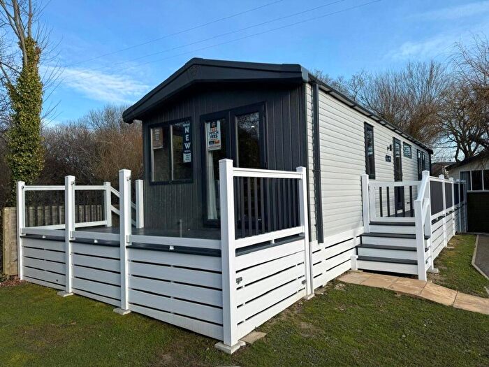 2 Bedroom Park Home For Sale In Victory Bower, Solent Breezes, SO31