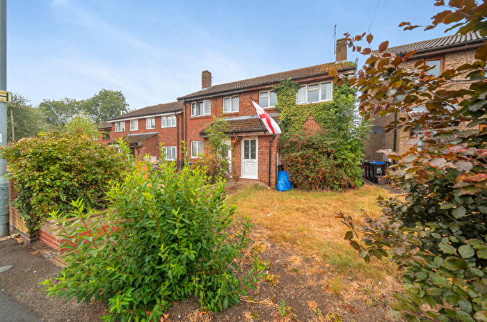 3 Bedroom Semi-Detached House For Sale In Spencer Road, Long Buckby, Northampton, Northamptonshire, NN6