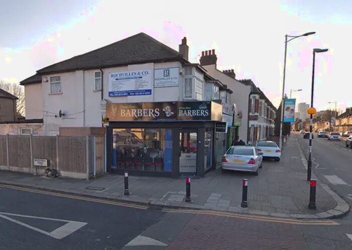 Studio To Rent In Green Lane, Ilford, IG1