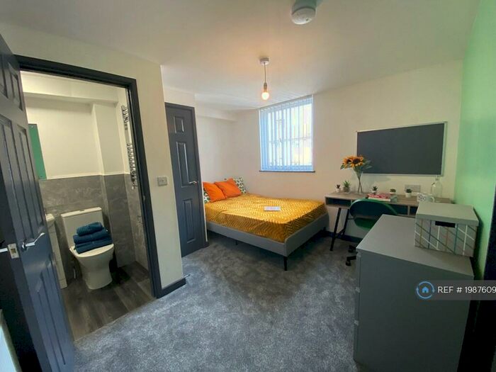 5 Bedroom Terraced House To Rent In Orwell Road, Coventry, CV1