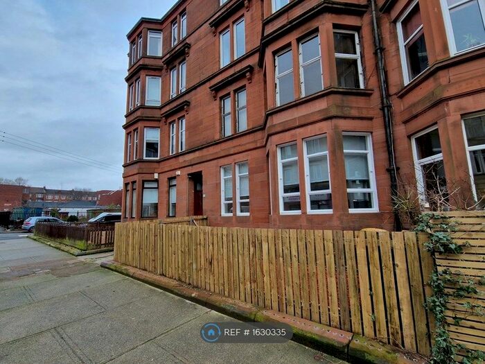 2 Bedroom Flat To Rent In Meadowpark Street, Glasgow, G31