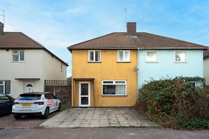 3 Bedroom Semi Detached House For Sale In Colville Road, Cambridge, CB1