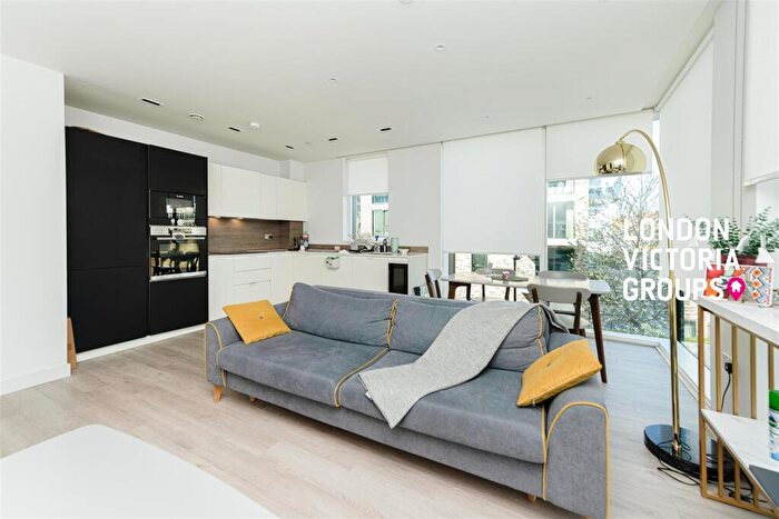 1 Bedroom Apartment To Rent In The Parkhouse, Kayani Avenue, London, N4