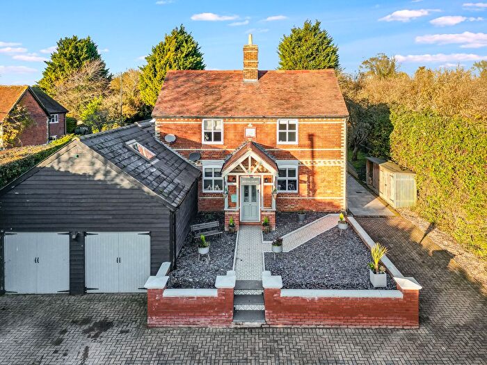 7 Bedroom Detached House For Sale In Bangs Close, Shudy Camps, CB21