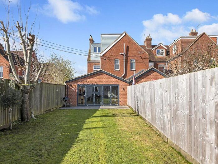 3 Bedroom End Of Terrace House For Sale In Wootton Grove, Sherborne, DT9