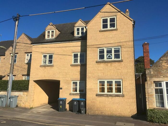 1 Bedroom Flat To Rent In Albion Street, Chipping Norton OX7