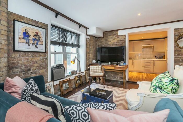 1 Bedroom Flat To Rent In St Saviours Wharf, Shad Thames, SE1