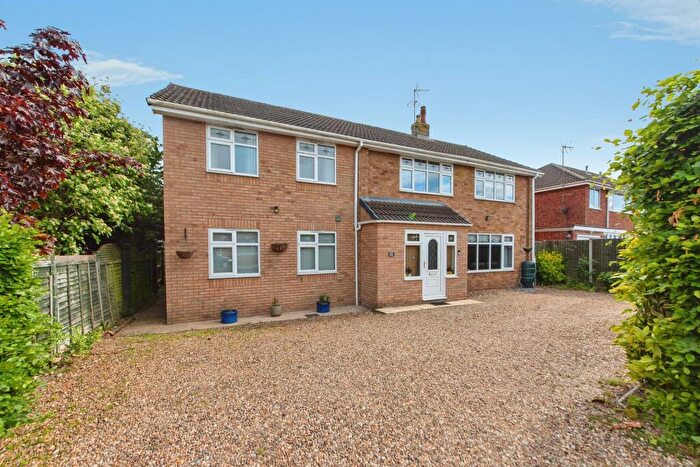 5 Bedroom Detached House For Sale In Woodfield Close, Spalding, PE11