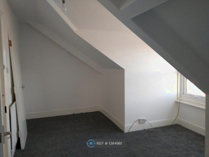 1 Bedroom Flat To Rent In Kayll Road, Sunderland, SR4
