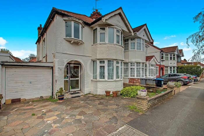 3 Bedroom Semi Detached House For Sale In Geary Road, London, NW10