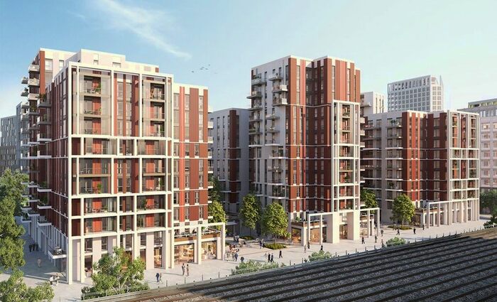 1 Bedroom Flat To Rent In Lexington Gardens, London, SW8