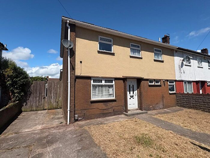 5 Bedroom Semi Detached House For Sale In Dew Crescent, Cardiff, CF5