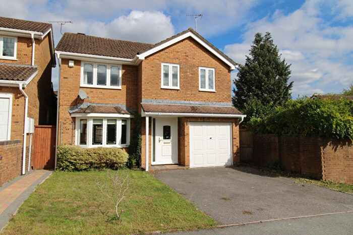 4 Bedroom Detached House For Sale In Northgate Way, Basingstoke, Hampshire, RG22