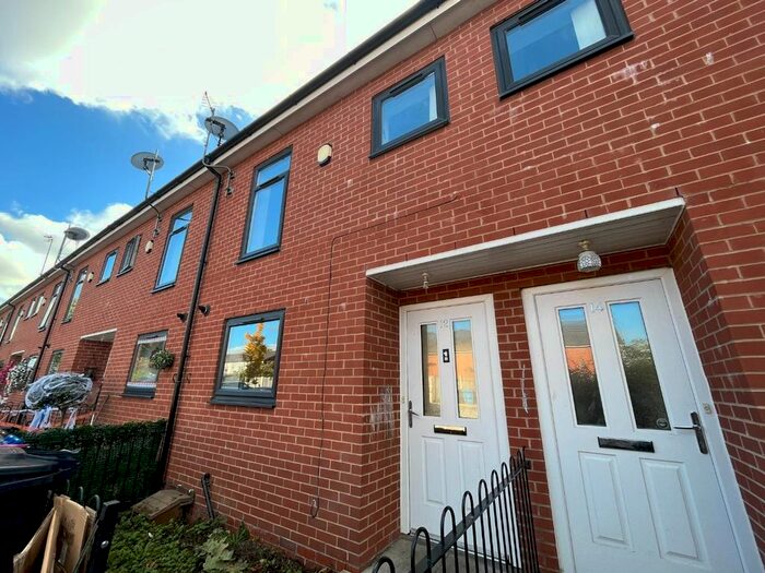 3 Bedroom Property To Rent In Brightsmith Way, Swinton, Manchester, M27