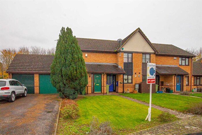 2 Bedroom Semi-Detached House To Rent In St Govans, Tattenhoe, MK4