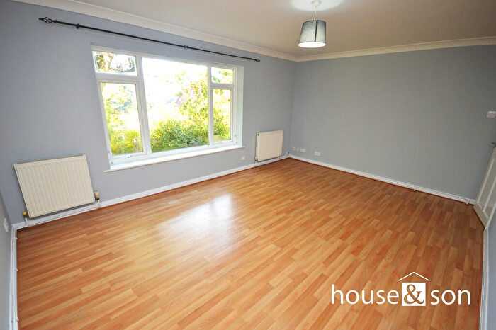 2 Bedroom Apartment To Rent In Redhill Court, Redhill, BH10