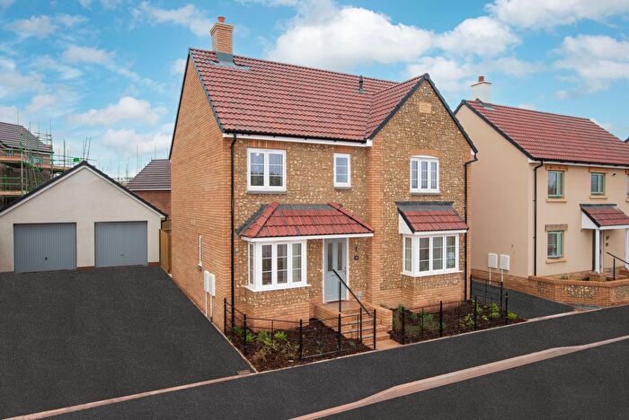 4 Bedroom Detached House For Sale In Mattravers Way, Taunton, TA1