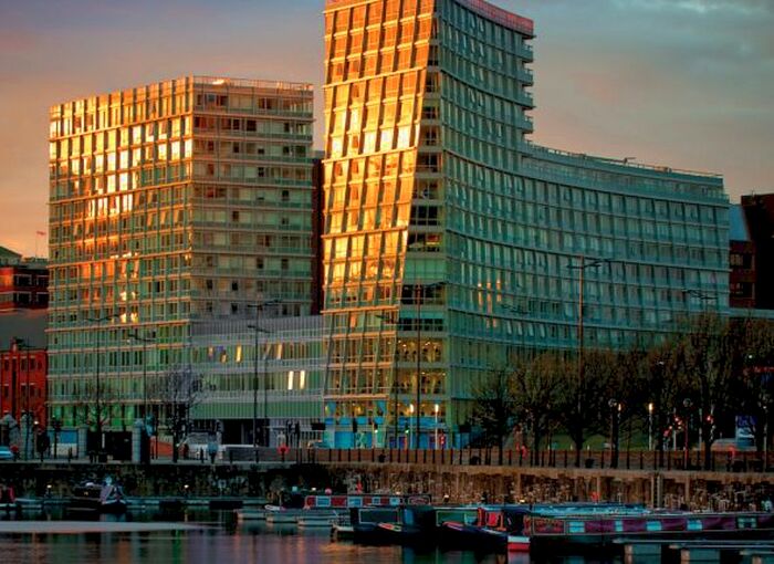 2 Bedroom Flat To Rent In Strand Street, Liverpool, L1