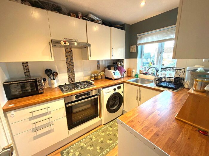 1 Bedroom Cluster House For Sale In Felbrigg Close, Wigmore, Luton, Bedfordshire, LU2
