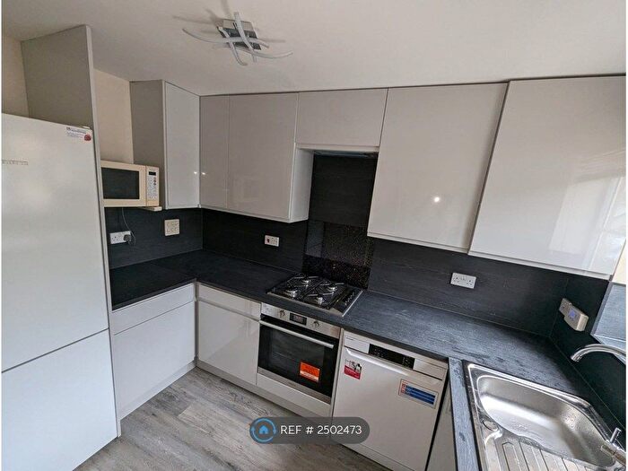 2 Bedroom Terraced House To Rent In Scholars Walk, Langley, Slough, SL3