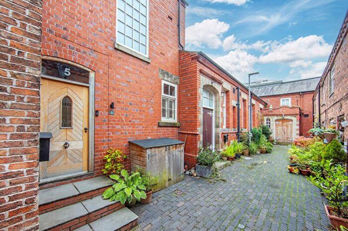 1 Bedroom Town House For Sale In Chapel House, Chapel Row, Nantwich, CW5
