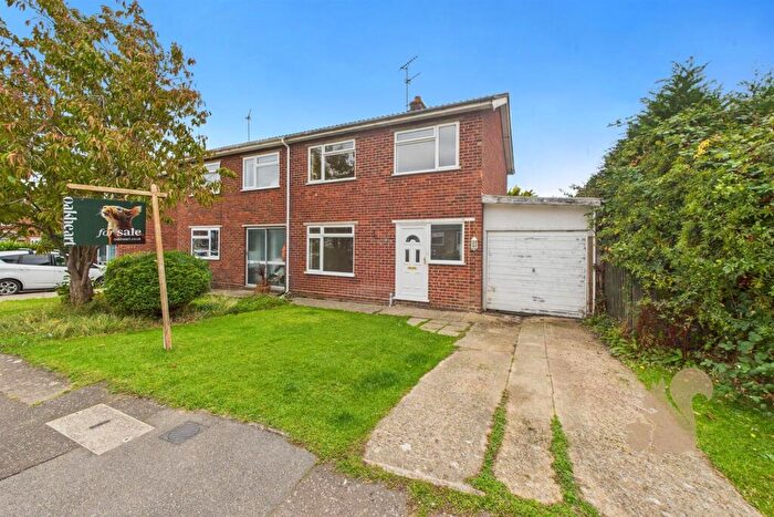 3 Bedroom Semi-Detached House For Sale In Queen Anne Gardens, West Mersea, CO5