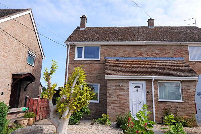 2 Bedroom Semi-Detached House To Rent In High Street, Chalgrove, OX44