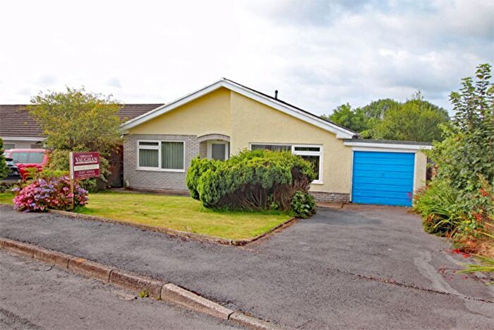 3 Bedroom Detached Bungalow For Sale In Brynhyfryd, Llanddarog, Carmarthen, SA32