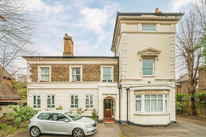 2 Bedroom Flat To Rent In Ewell Road, Surbiton, KT6