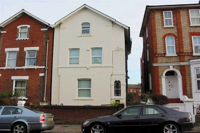 1 Bedroom Maisonette To Rent In Russell Street, Reading, RG1