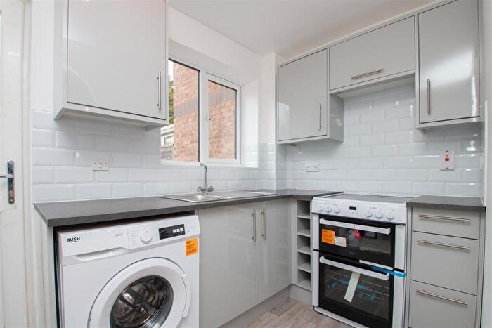 1 Bedroom Terraced House To Rent In Stafford Grove, Shenly Church End, MK5