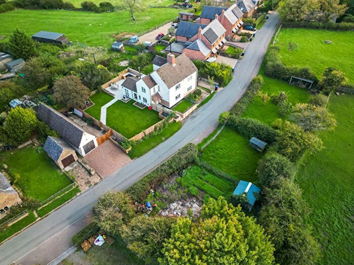 3 Bedroom Cottage For Sale In Main Street, Owston, LE15