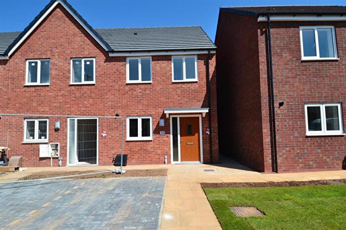 2 Bedroom Terraced House To Rent In Stadium Road, Hall Green, Birmingham, B28