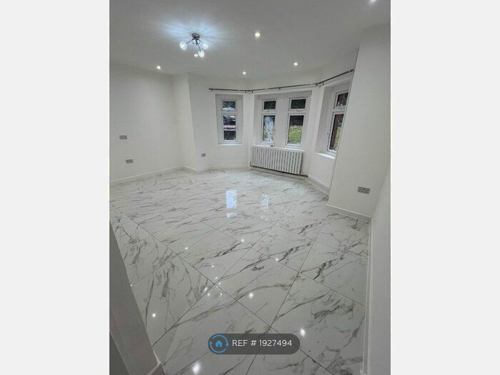 1 Bedroom Flat To Rent In Crystal Palace Park Road, London, SE26