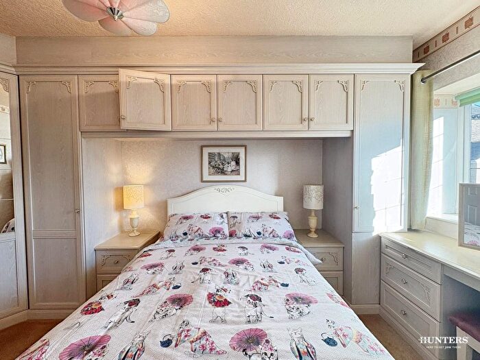 2 Bedroom Detached Bungalow For Sale In Willow Court, Batley, WF17