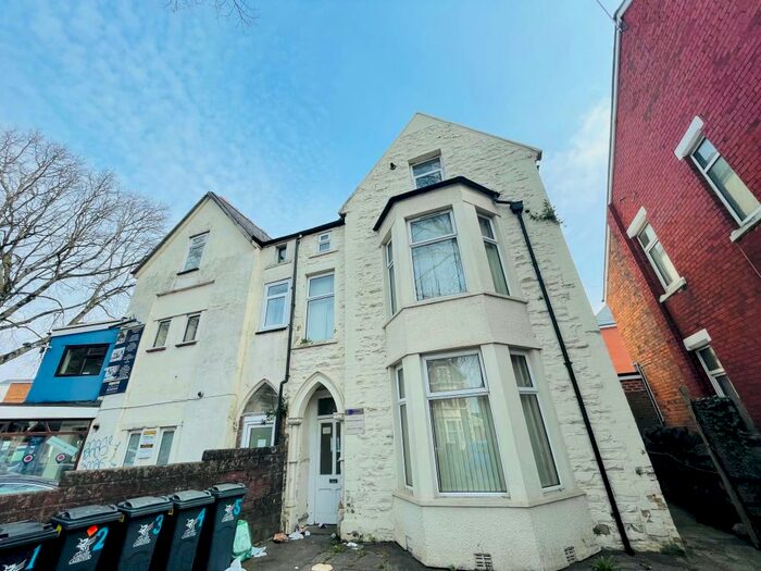 2 Bedroom Flat To Rent In Richmond Road, Cardiff, CF24