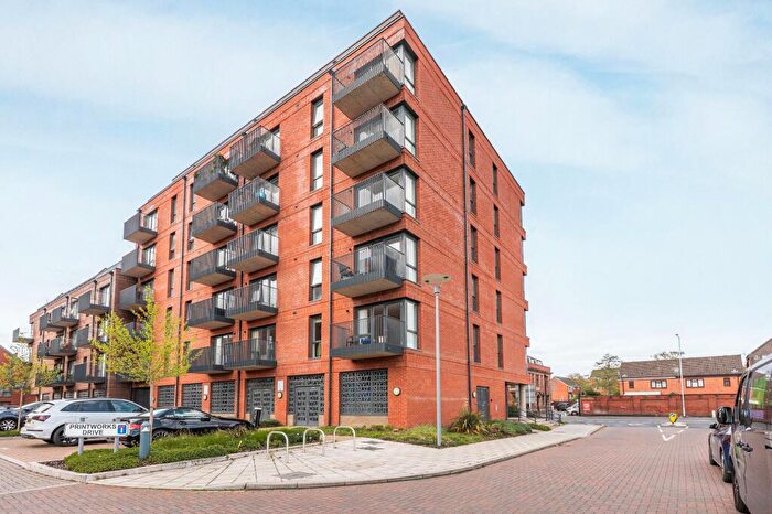 2 Bedroom Flat For Sale In Far-Reaching City Views In Norwich, NR3
