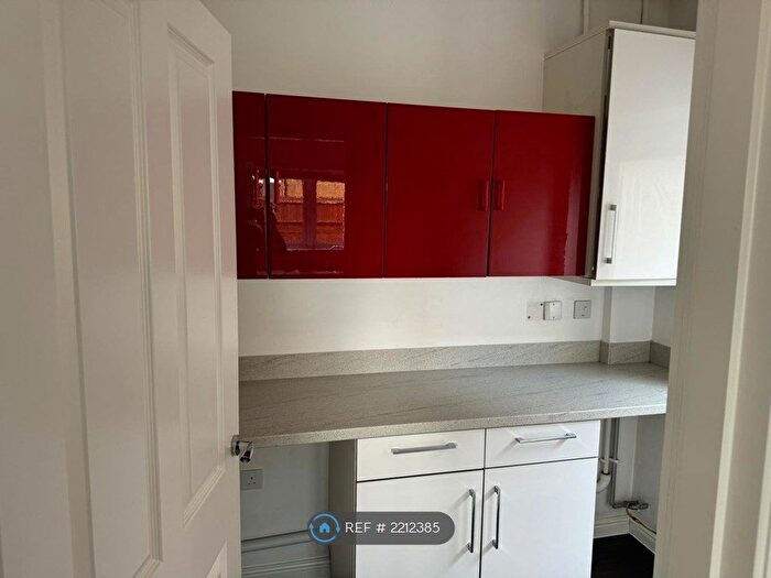 4 Bedroom Semi-Detached House To Rent In Trinity Way, Basingstoke, RG24