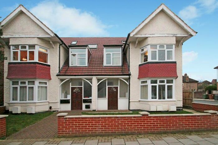 2 Bedroom Flat To Rent In Nibthwaite Road, Harrow-On-The-Hill, Harrow, HA1