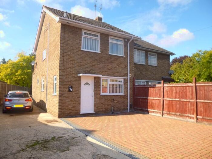 2 Bedroom Semi-Detached House To Rent In High Street, Harlington, Hayes, UB3