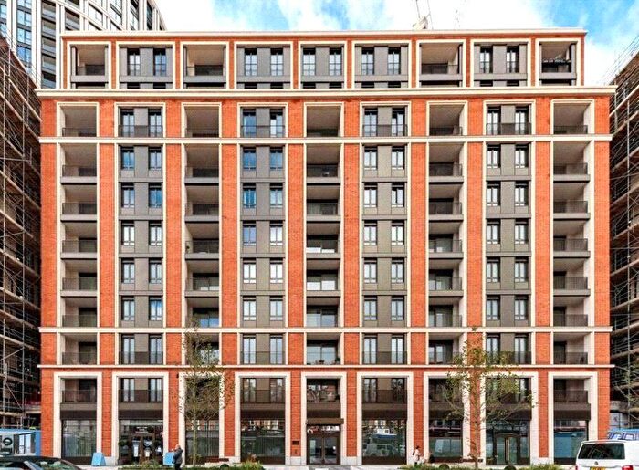 3 Bedroom Flat For Sale In Garrett Mansions, Edgware Road, London, W2