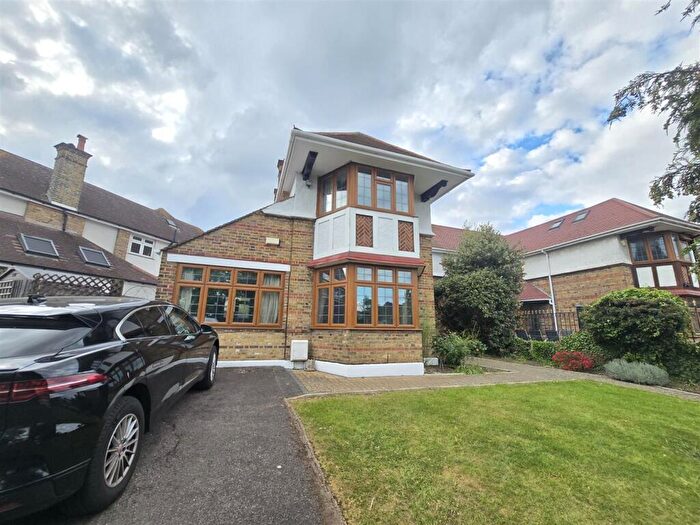 5 Bedroom House For Sale In Mount Drive, Wembley, HA9