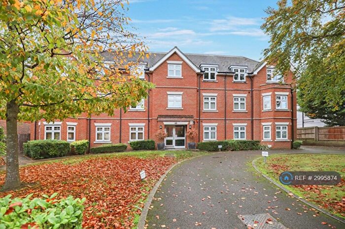 2 Bedroom Flat To Rent In Albion Road, Sutton, SM2