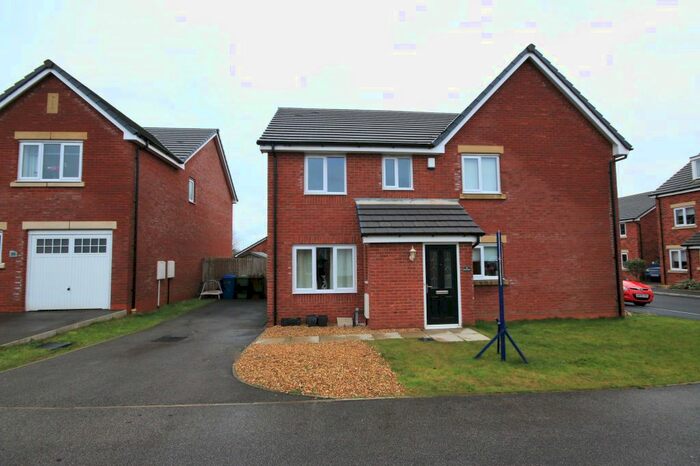 3 Bedroom Semi-Detached House To Rent In Meadow Brook, Wigan, WN5