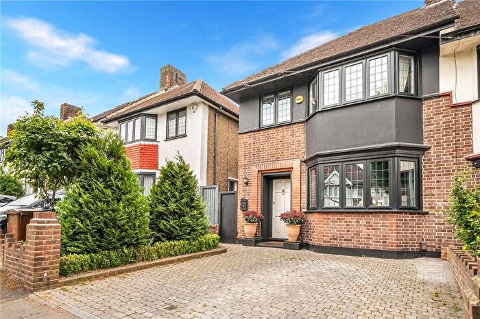 3 Bedroom Semi-Detached House For Sale In Heriot Avenue, Chingford, London, E4